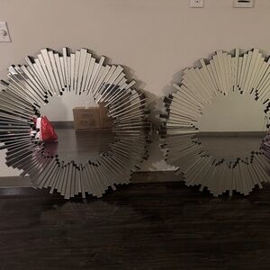2 Wall Mirrors